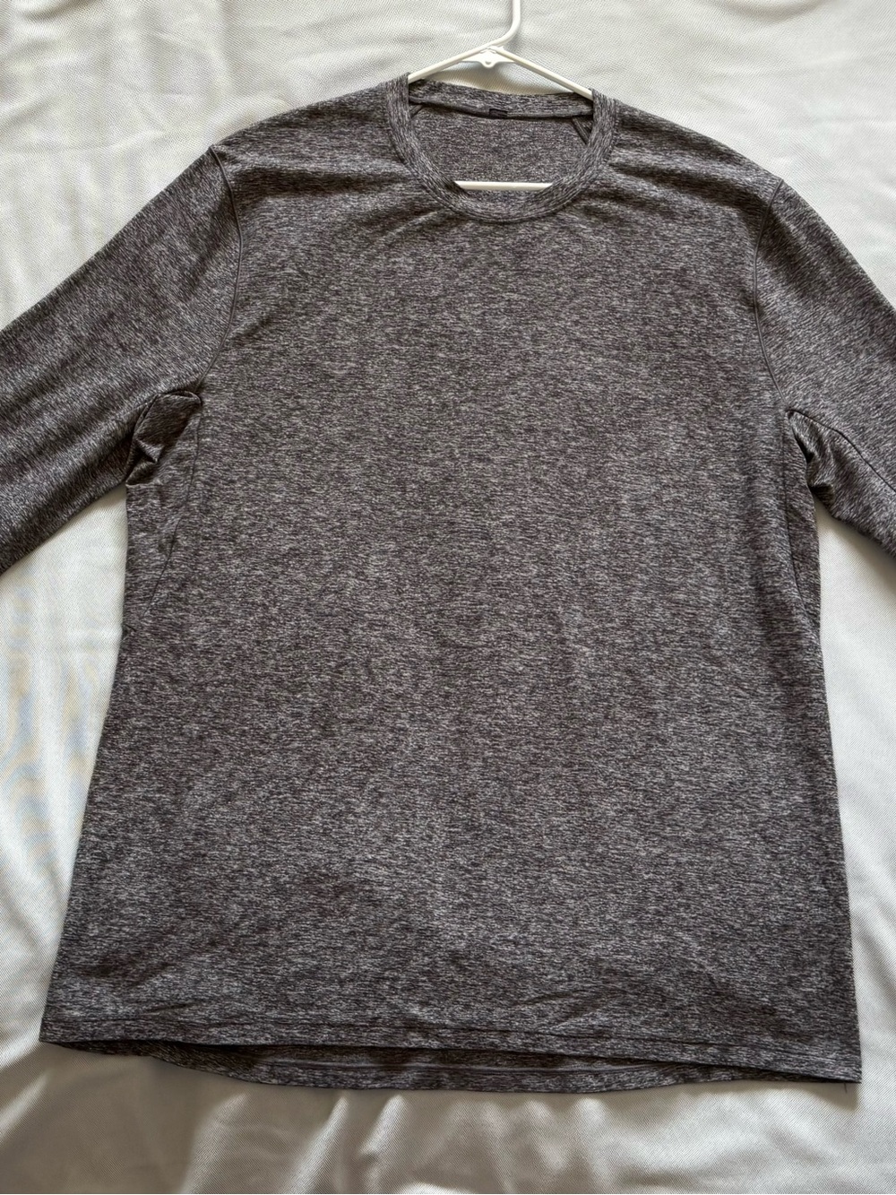 Lululemon Heathered Gray Long Sleeve Athletic Running Top Zipper Pocket
Size L